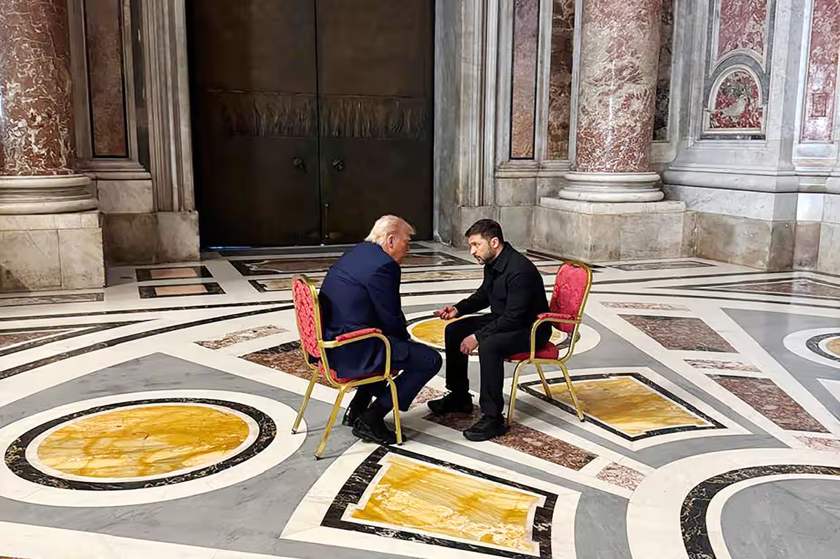 Das Treffen von Trump und Zelensky im Vatikan.
